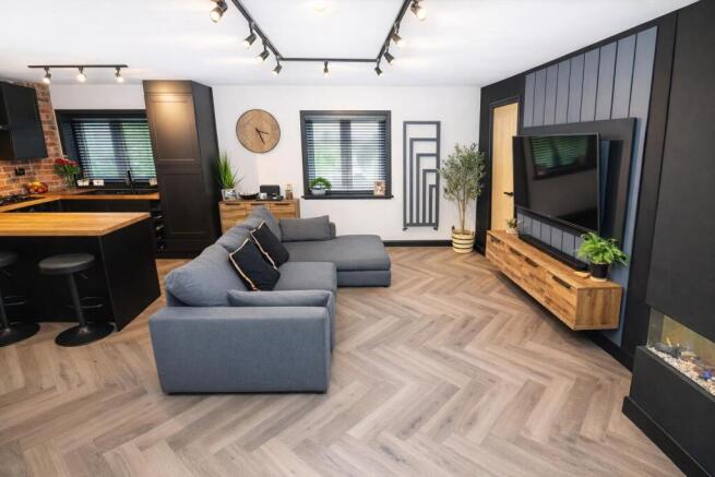 Kitchen & Living Area