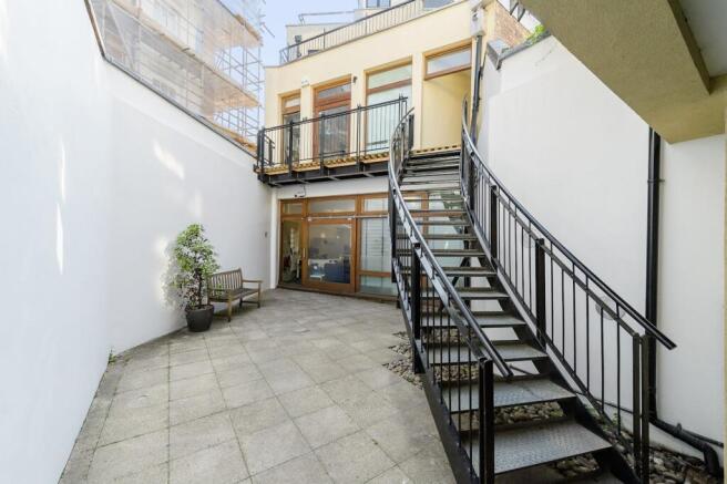 Tiger House, Burton Street, London WC1H 9BY_exte