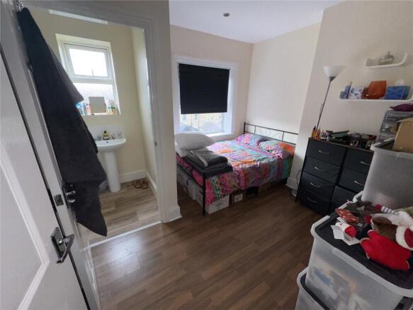 6 bed Terraced for sale Image 5