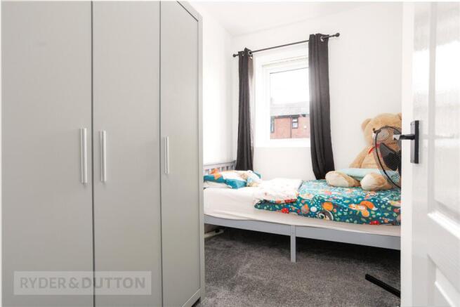 3 bed Terraced for sale Image 11