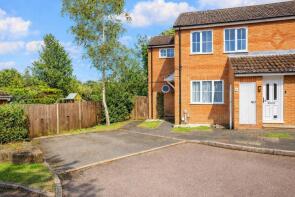 1, Woodlea, Chiswell Green, St. Albans AL2 3EZ