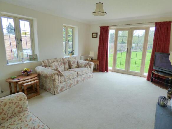 Living Room Alt