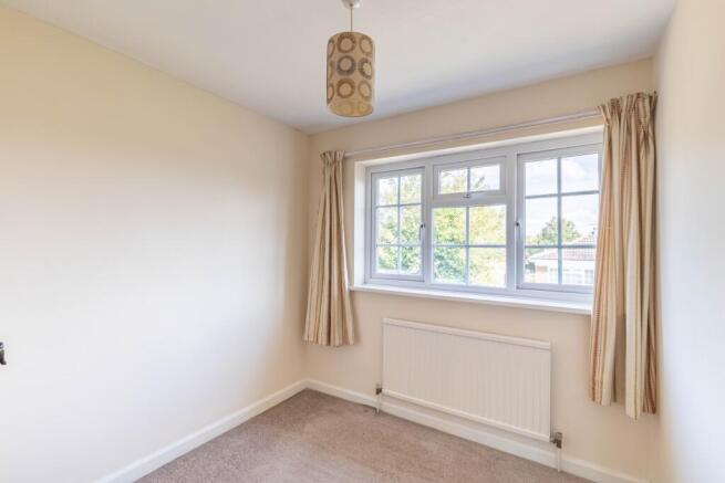 4 bed Detached for sale Image 10
