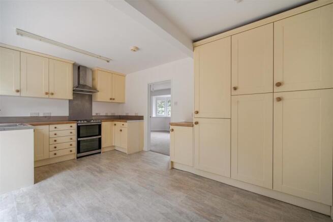 Kitchen-Dining (3).jpg