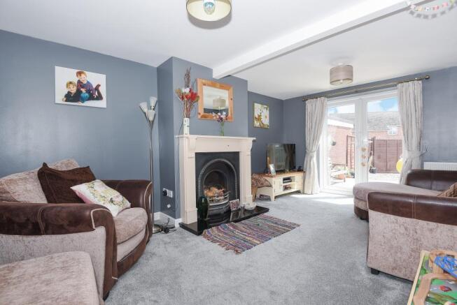 Through sitting room