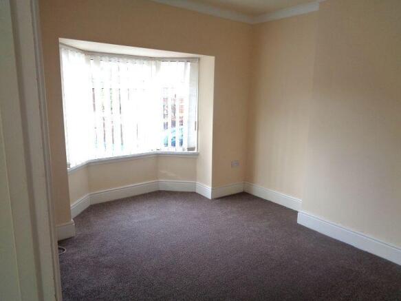 Bedroom 1 (FRONT)