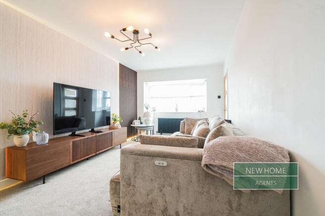 4 bed Semi-Detached for sale Image 9