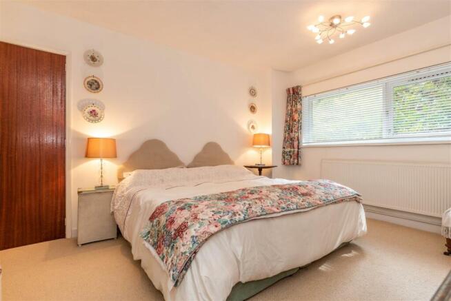 GROUND FLOOR BEDROOM