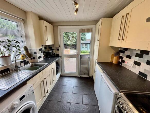 Fitted Kitchen
