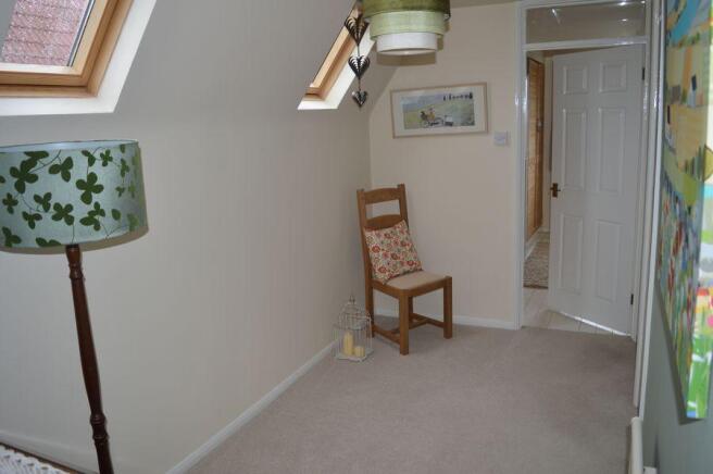 FIRST FLOOR LANDING