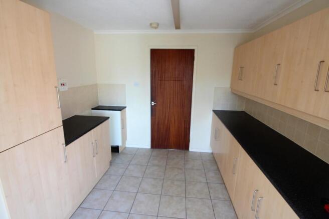 kitchen/breakfast ro