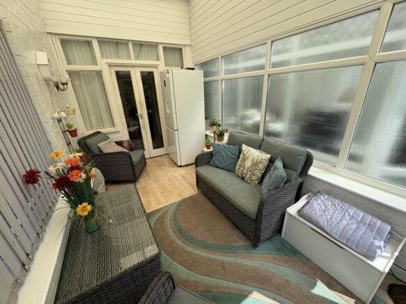 3 bed Semi-Detached for sale Image 12