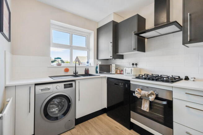 2 bed Terraced for sale Image 4
