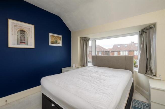 3 bed Semi-Detached for sale Image 9