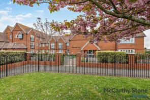 Flat 33, White Fields Court, Manley Close, Whitfield CT16 3NA