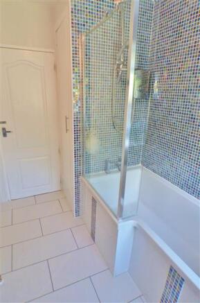 Bathroom (2)