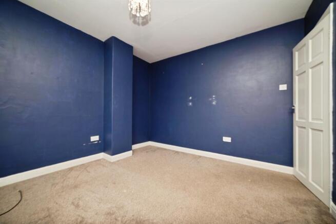 3 bed Semi-Detached for sale Image 8
