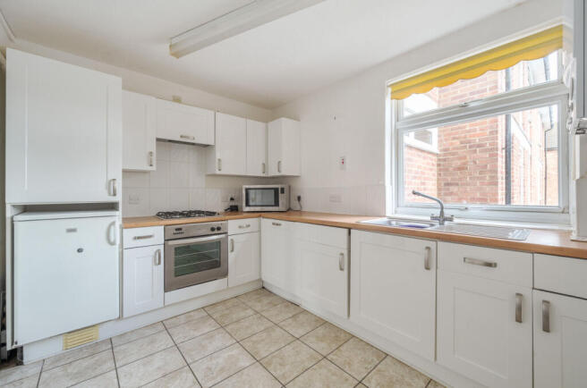 1372956-14-68fa02...