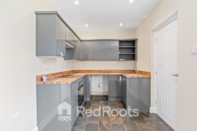 3 bed Semi-Detached for sale Image 5