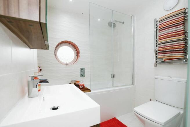 Master En-suite