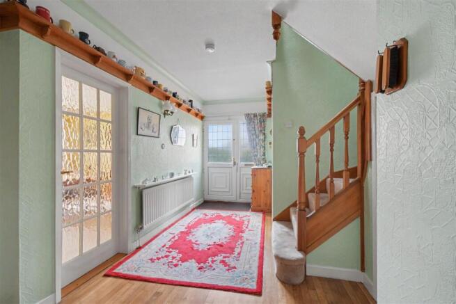 Entrance Hall_2.jpeg