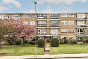 Flat 4, 27 Wessex Court, Putney Hill, London SW15 6BG