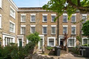 18, St Leonard's Square, London NW5 3HL