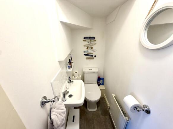 3 bed Terraced for sale Image 5