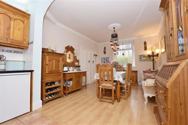 DINING KITCHEN