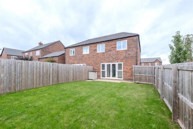 Waterfield Road, Malpas photo 4