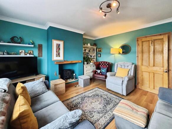 3353be48-WhatsApp...