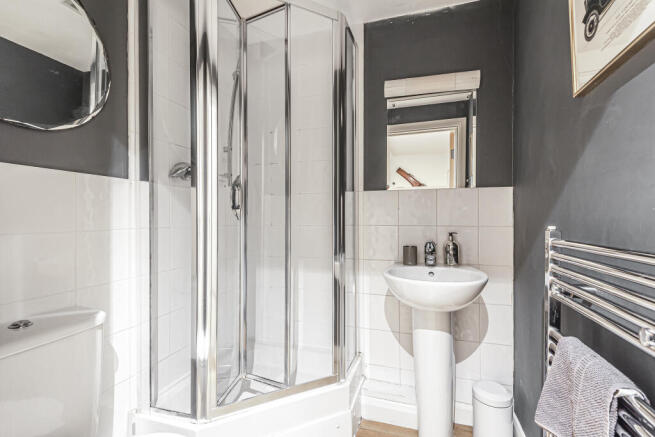 5e148eba8c2ea-564838