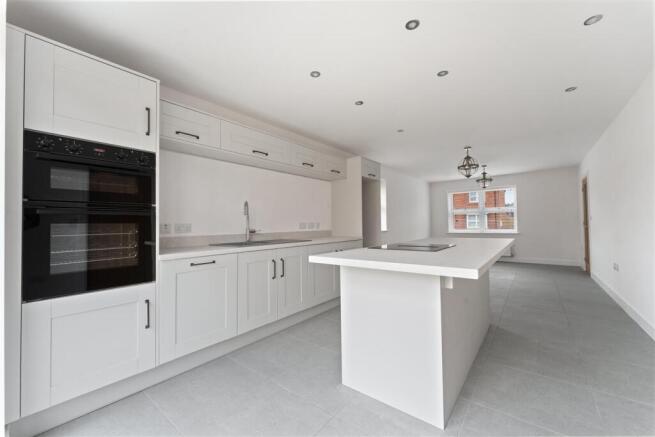 KITCHEN DINING AREA