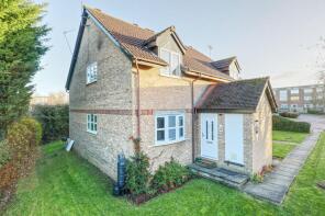 8, Larksfield, Ware SG12 7NS