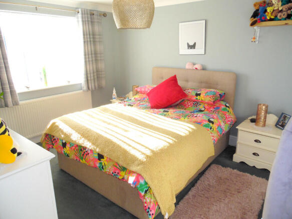 BEDROOM 1