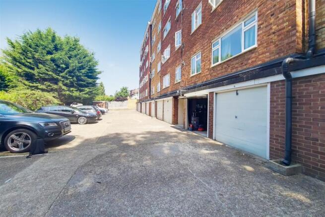 6_Garage-1.jpg