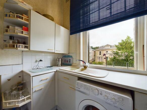 2 bed Maisonette for sale Image 5