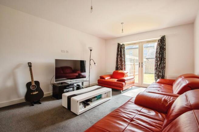 4 bed Semi-Detached for sale Image 8