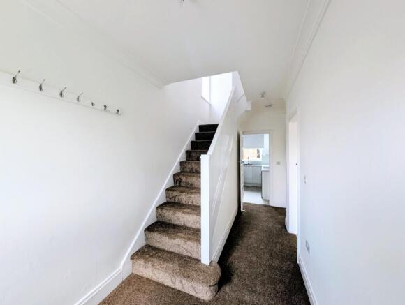 3 bed Detached to rent Image 11