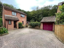 24, Borrowdale Close, Plymouth PL6 5BN