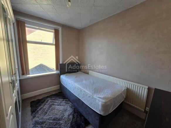 4 bed Terraced for sale Image 6