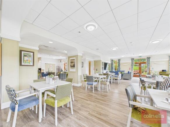 2 bed Ground Flat for sale Image 8