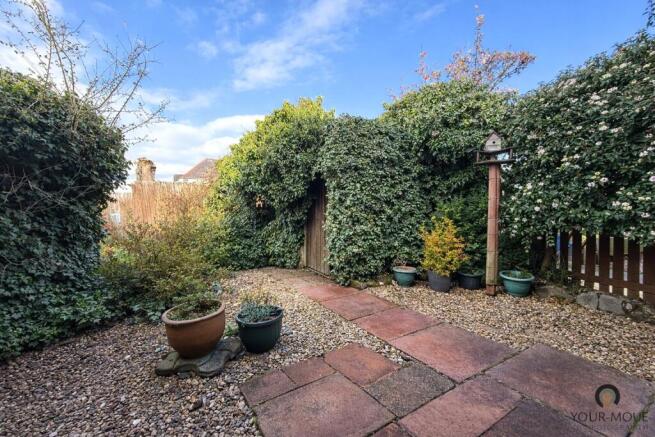 Garden & Location