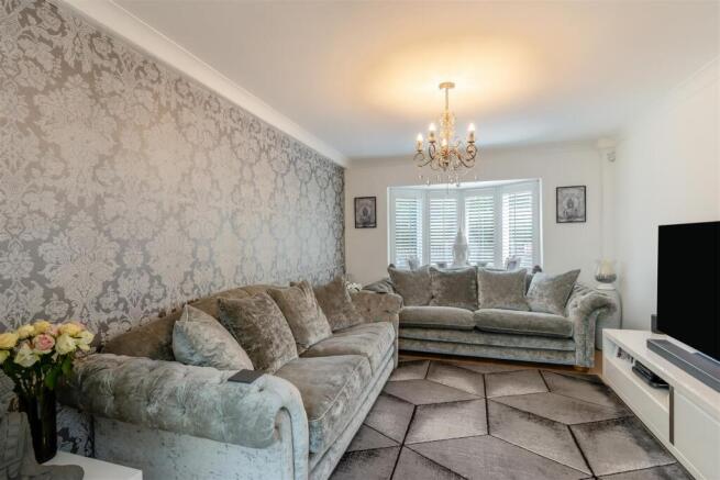 8699028-interior06.jpg