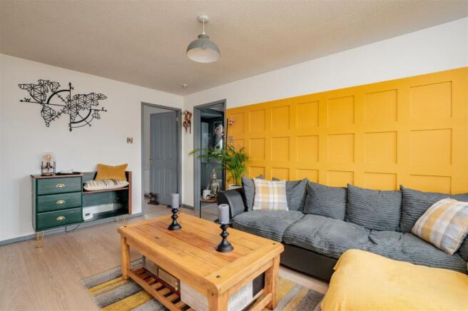 12 Coldstream Drive Dundee-1.jpg