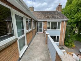 Flat 2, St Oswalds Gardens, Lawford Road, New Bilton, Rugby CV21 2HP