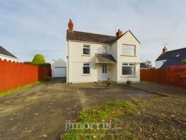 Greenbanks, Chapel Road, Dwrbach, Scleddau SA65 9RA