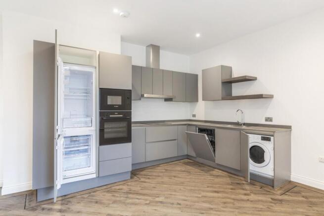 2 bed Flat to rent Image 7