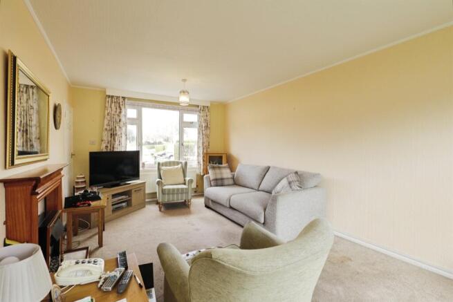 3 bed Semi-Detached for sale Image 8