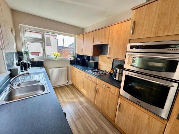 2 bed Terraced for sale Image 12